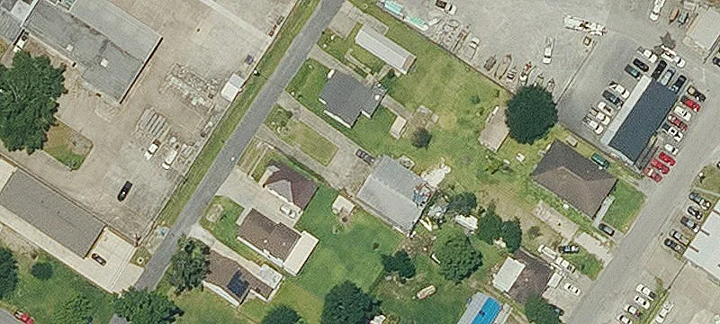 407 Ellington Ave