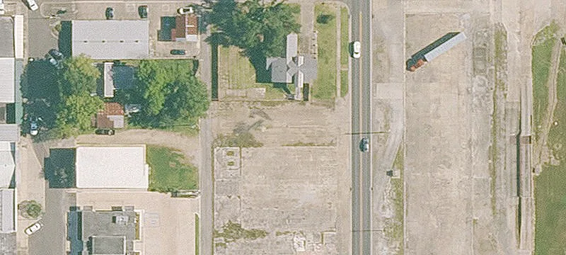 Vine Ave