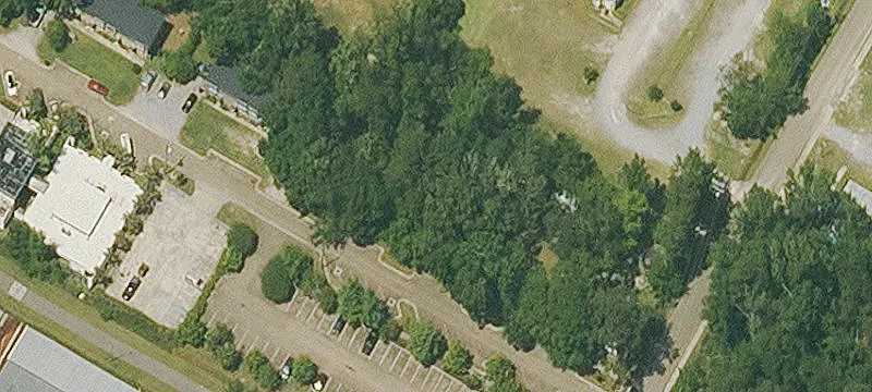 Mandeville, LA 70448