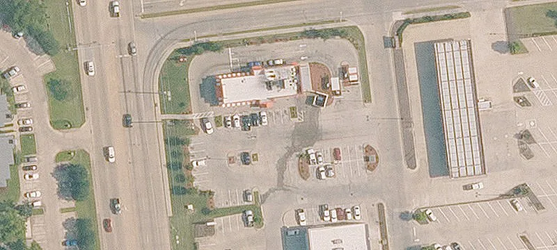 Airline Dr