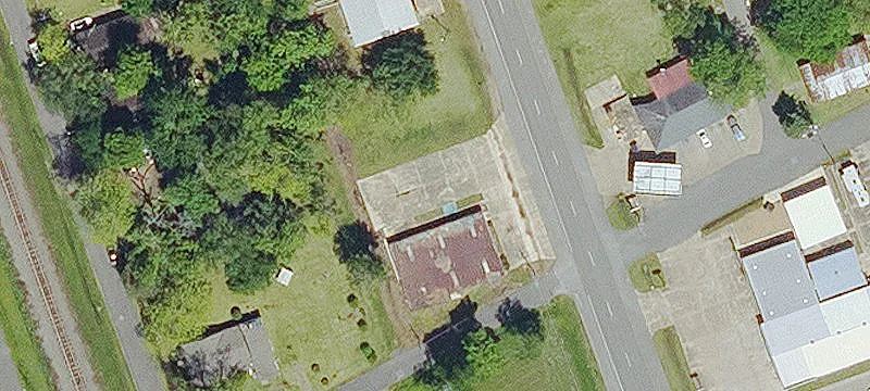 2001 Hwy 71st S