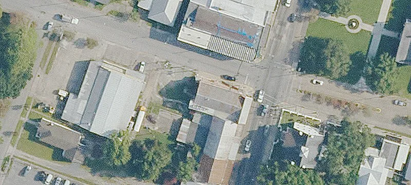 200 Main St