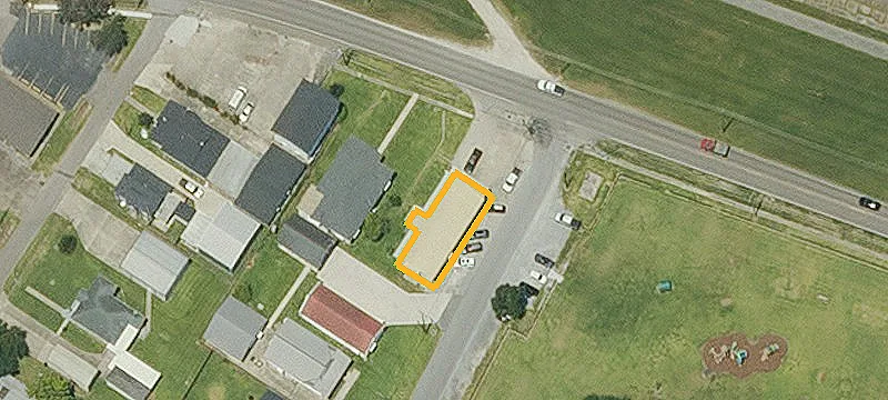 13101 Riv Rd