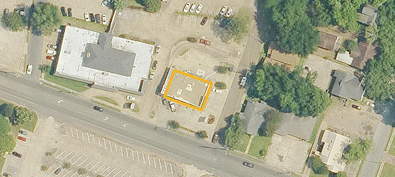 810 University Pkwy