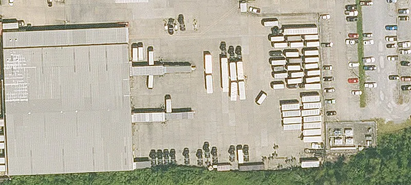 1111 Commercial Dr