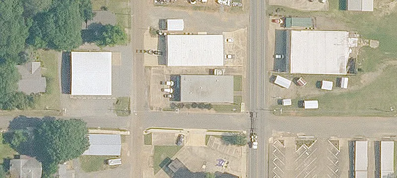 301 Main St