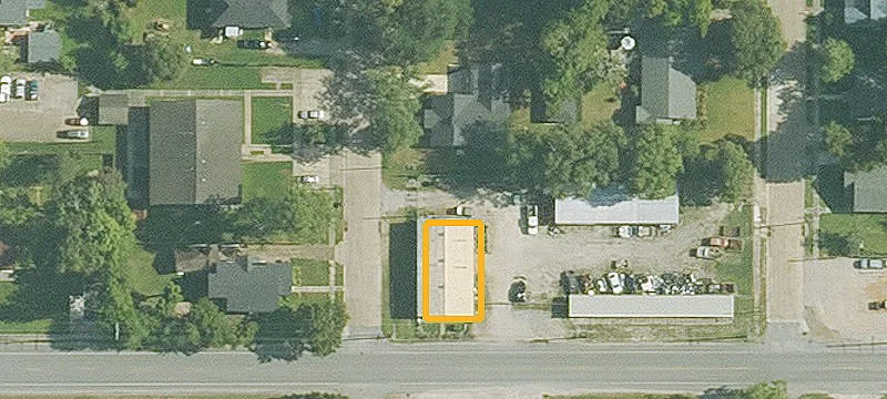 210 Russell Ave