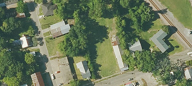 906 Willow St
