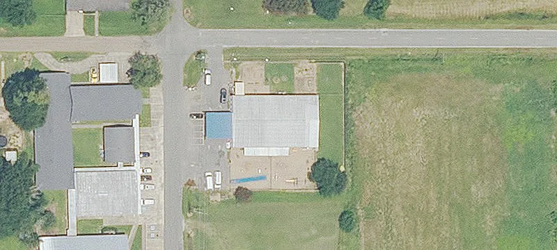 303 Oak Dr