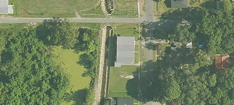 1807 Main St