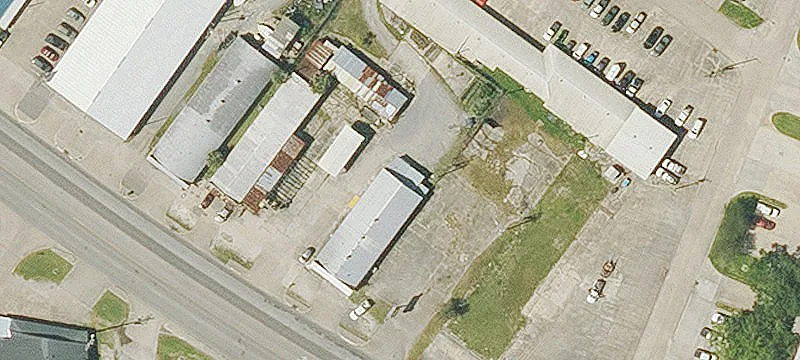 7017 Hwy 182nd E