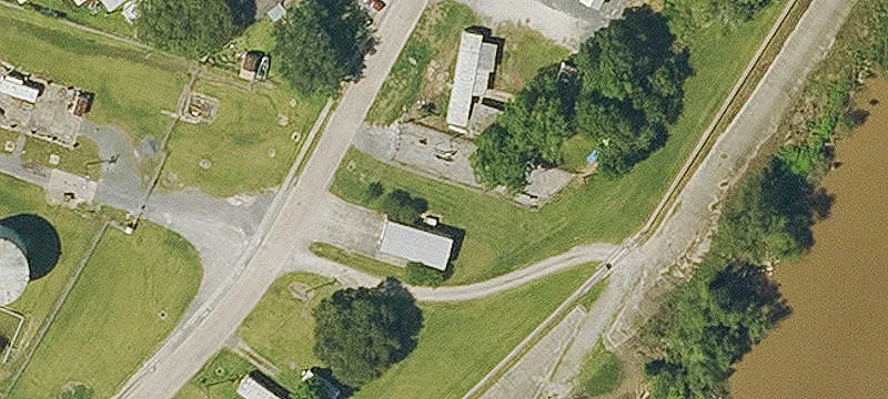 1842 Riv Rd