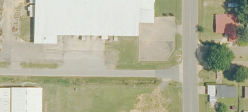 112 Robertson Dr