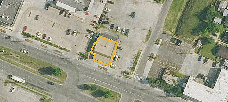 6901 Saint Claude Ave