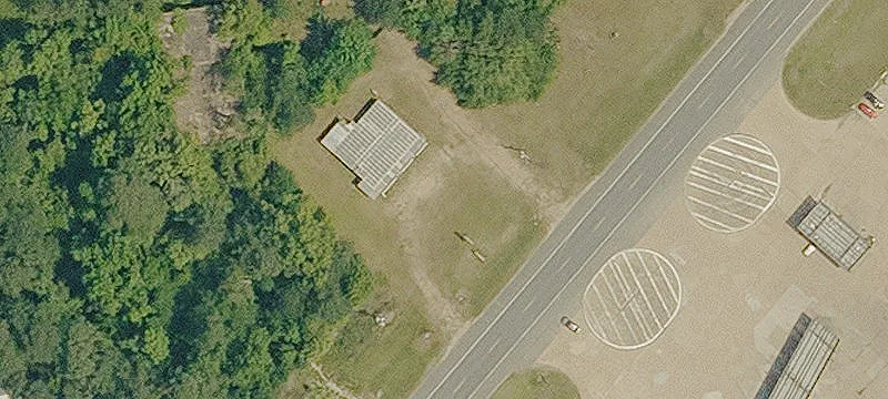 11452 Hwy 190th W