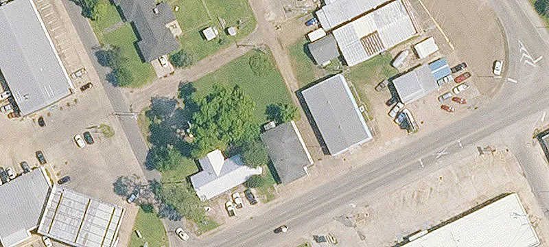 709 Main St