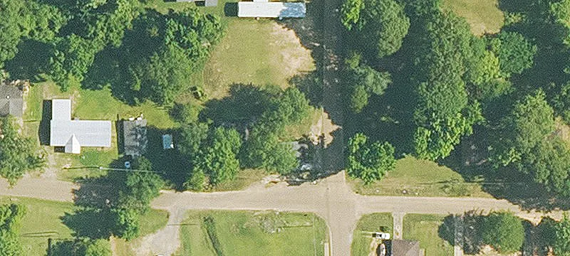 100 2nd St