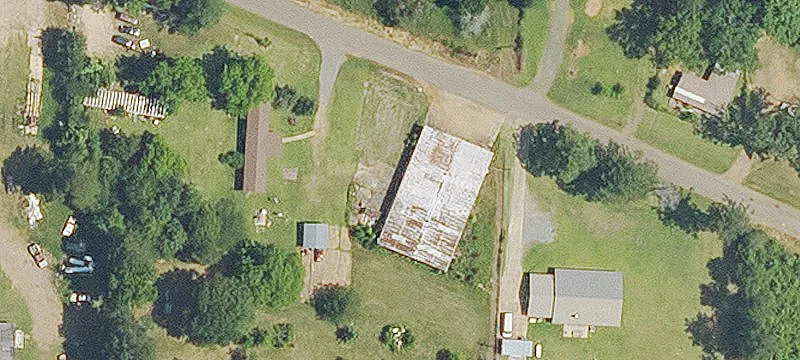 686 Middle Crk Rd