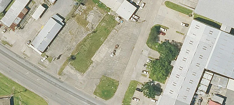 7027 Hwy 182nd E