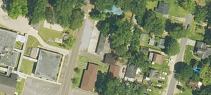 528 Ave F F