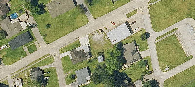 1137 Twin St