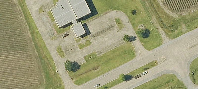 305 Hwy 83