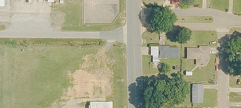 104 Robertson Dr