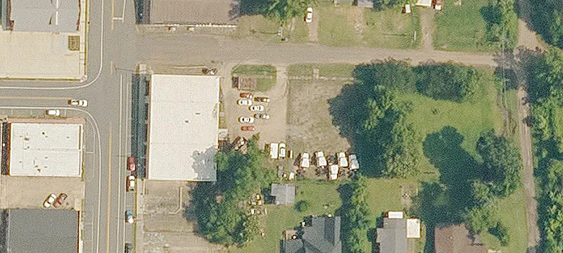 2484 Main St