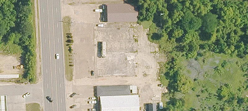 844 Pershing Hwy