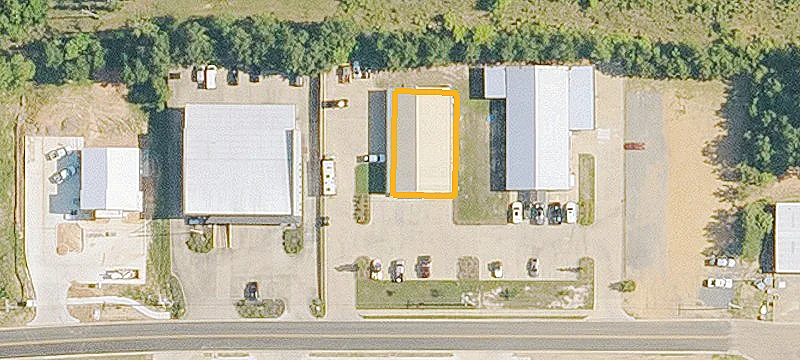 1621 Industrial Dr