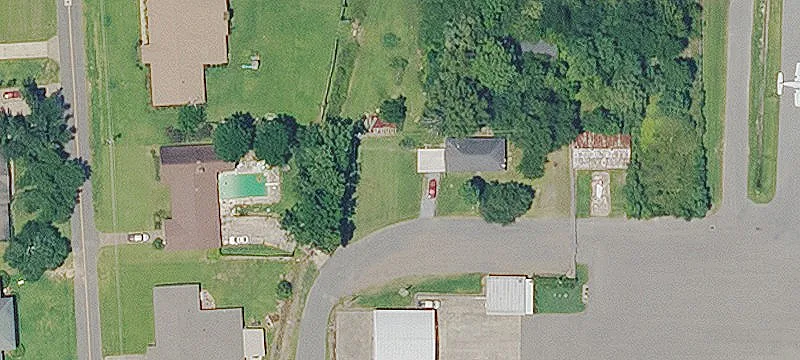 1004 Airport Dr