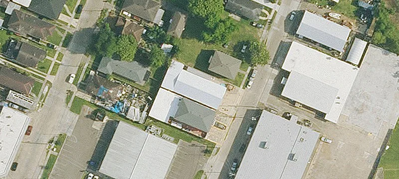 1106 Lebeau St