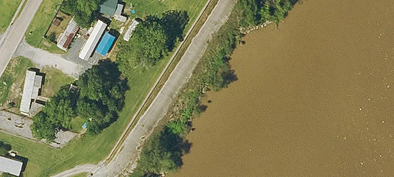1900 Riv Rd