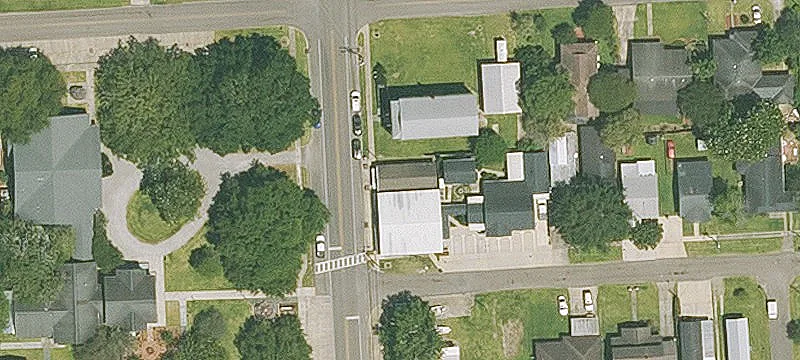 876 Jefferson Ave