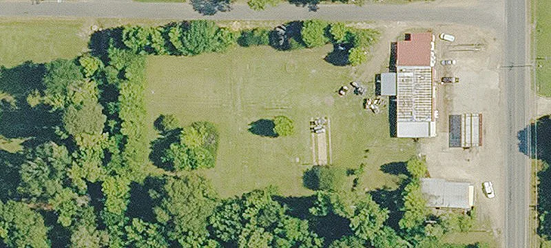 1975 Military Rd