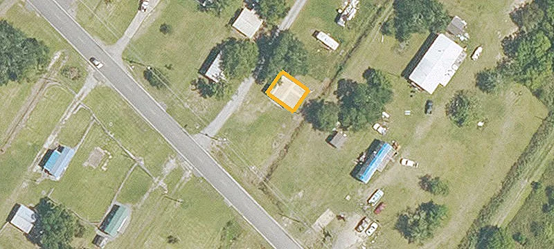 111 Ragas Ln