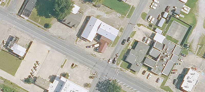 215 Chestnut St