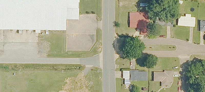 144 Robertson Dr