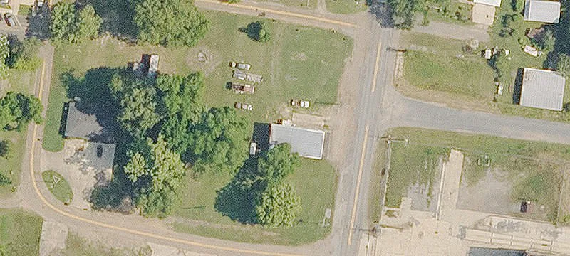 3958 Elm St