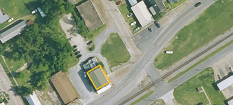 2074 Main St
