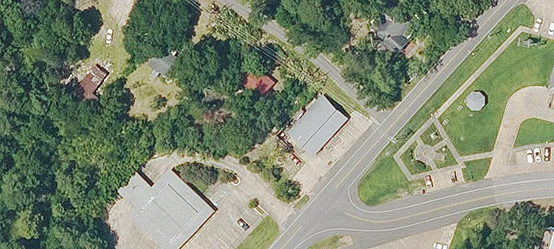 400 Bushley St