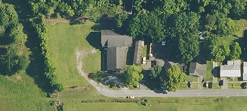866 Julia St