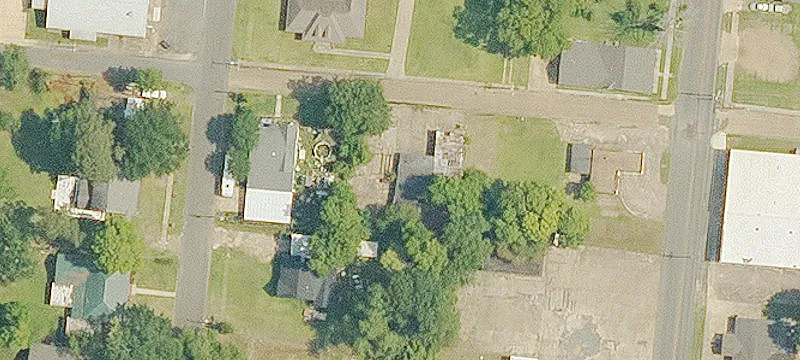333 Pavie St