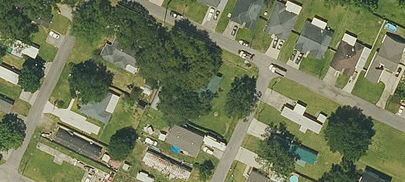 301 Ave M M