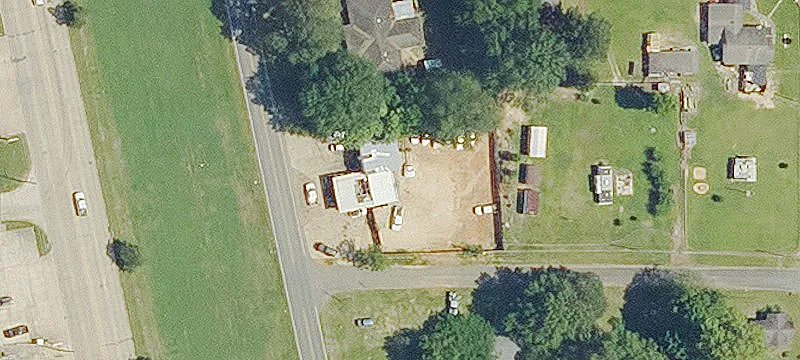 1307 Main St