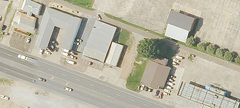 709 Carter St