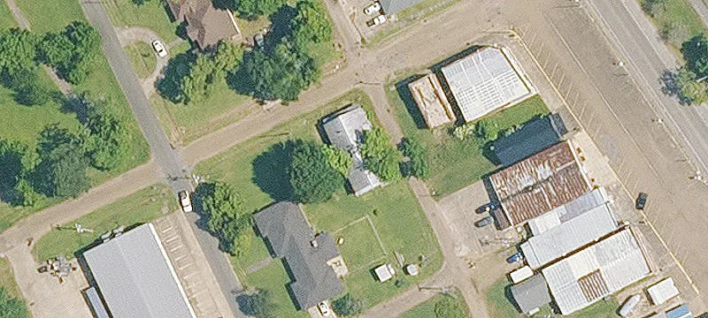 701 Oak St