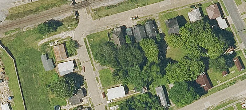 202 Railroad Ave