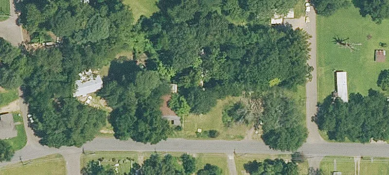 609 White Ave