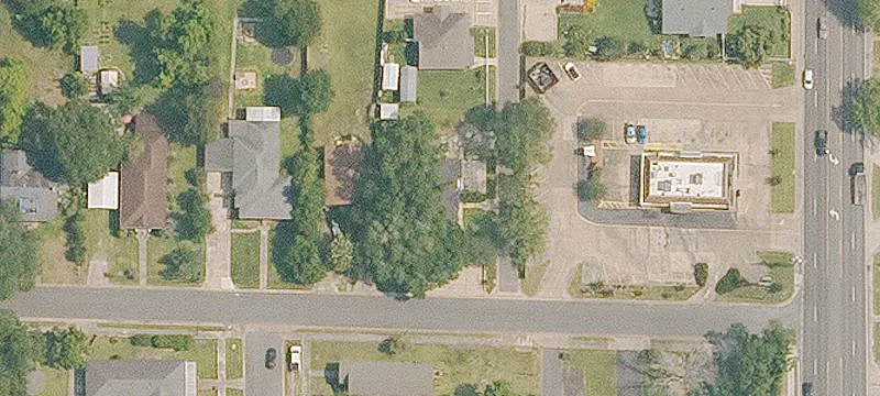 414 Bilbo St